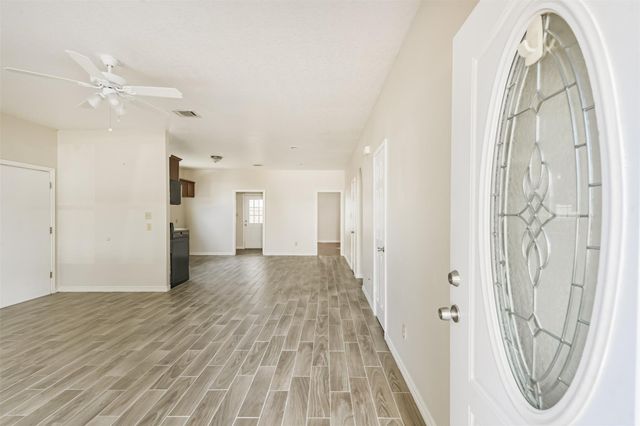 16913 W Juneau, Montgomery, TX 77316