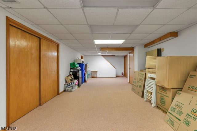 2 Abbott Ct, Edison Twp., NJ 08820