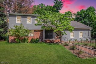 2 Abbott Ct, Edison Twp., NJ 08820