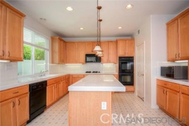 45256 CHATEAU COURT, Temecula, CA 92592