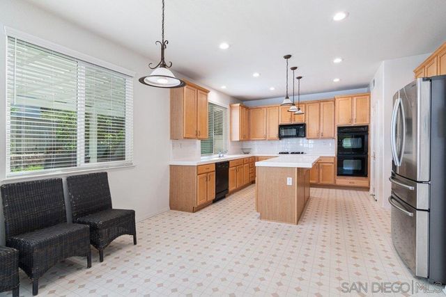 45256 CHATEAU COURT, Temecula, CA 92592