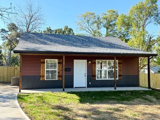 106 E Lafayette Street, El Dorado Springs, MO 64744