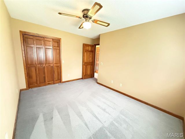 525 W Lindenwood Avenue, Sikeston, MO 63801
