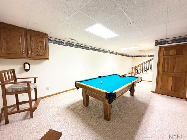525 W Lindenwood Avenue, Sikeston, MO 63801