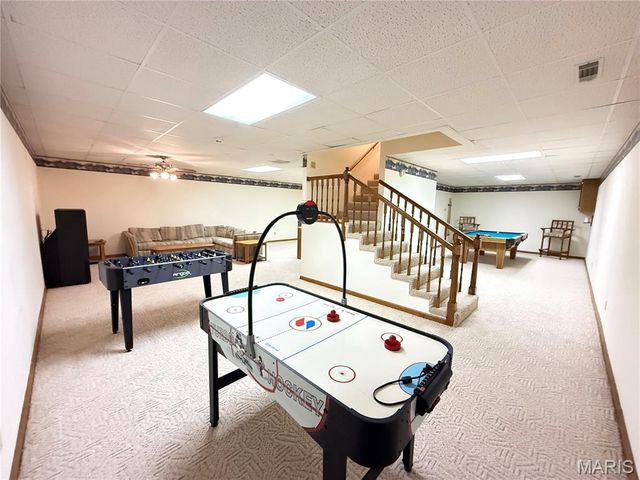 525 W Lindenwood Avenue, Sikeston, MO 63801