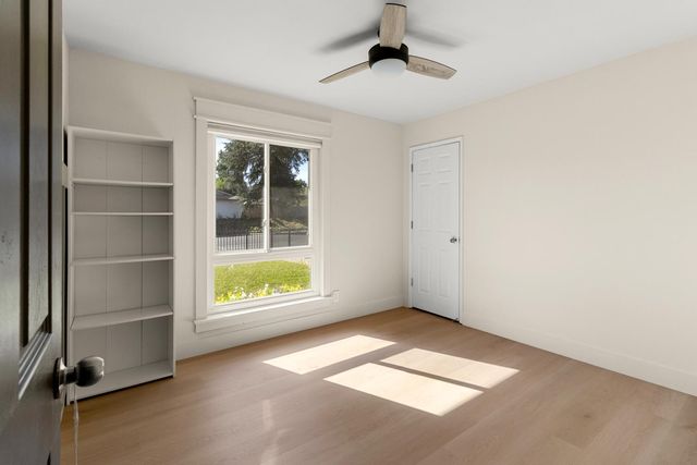 10753 Ambassador Dr, Rancho Cordova, CA 95670