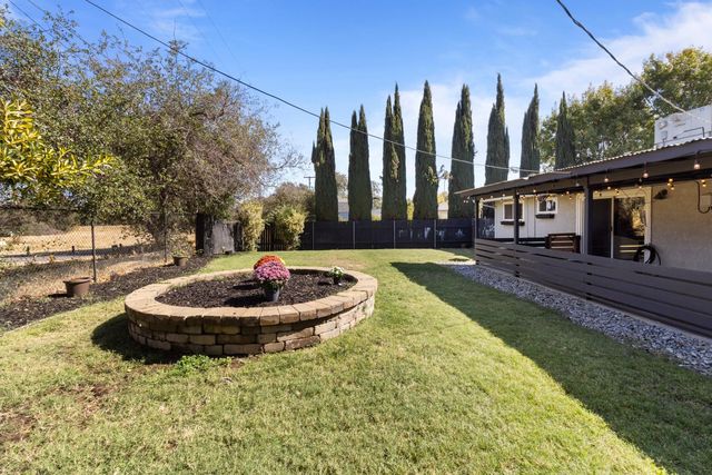 10753 Ambassador Dr, Rancho Cordova, CA 95670