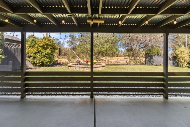 10753 Ambassador Dr, Rancho Cordova, CA 95670
