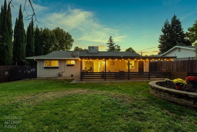 10753 Ambassador Dr, Rancho Cordova, CA 95670