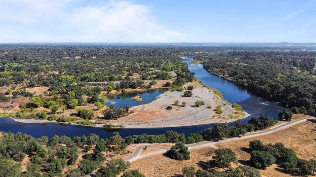 10753 Ambassador Dr, Rancho Cordova, CA 95670