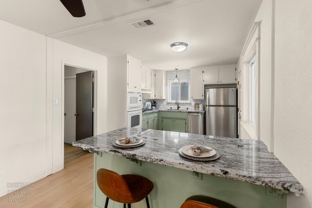 10753 Ambassador Dr, Rancho Cordova, CA 95670