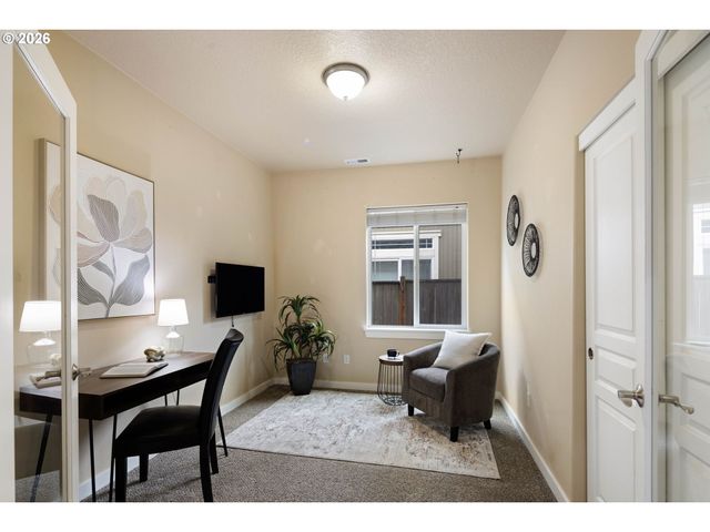 2527 PARK VIEW Dr, Eugene, OR 97408