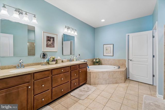 440 PRIMROSE DR, Upper Gwynedd, PA 19446