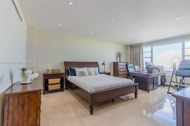 5255 Collins Ave 11E, Miami Beach, FL 33140