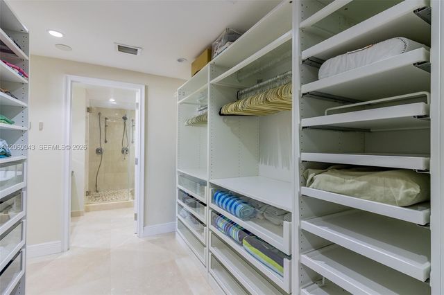 5255 Collins Ave 11E, Miami Beach, FL 33140