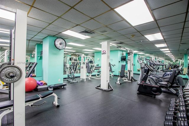 5255 Collins Ave 11E, Miami Beach, FL 33140