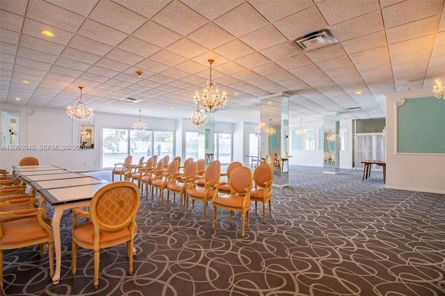 5255 Collins Ave 11E, Miami Beach, FL 33140