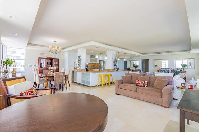 5255 Collins Ave 11E, Miami Beach, FL 33140