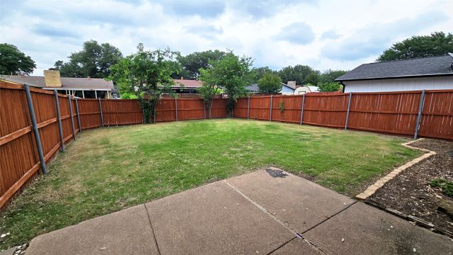 2813 Ripplewood Drive, Garland, TX 75044