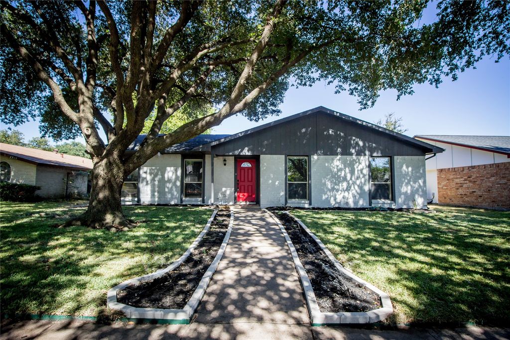 2813 Ripplewood Drive, Garland, TX 75044