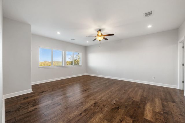 6617 Mitra DR, Austin, TX 78739