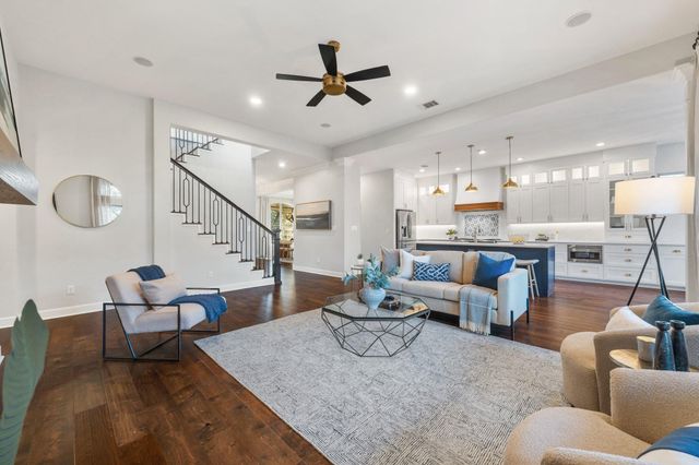 6617 Mitra DR, Austin, TX 78739