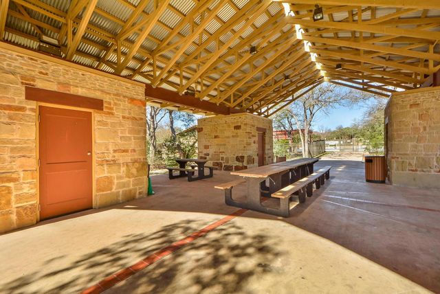 6617 Mitra DR, Austin, TX 78739