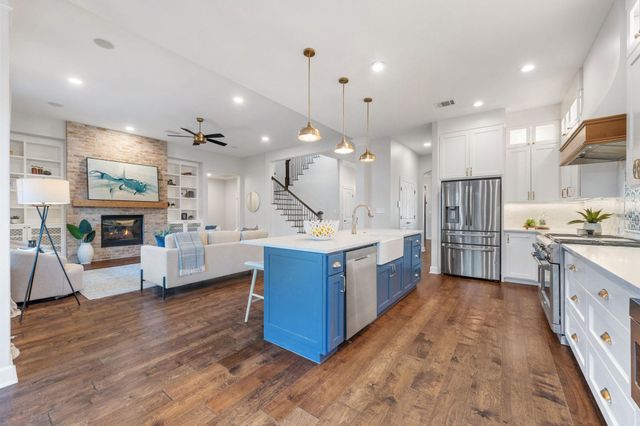 6617 Mitra DR, Austin, TX 78739