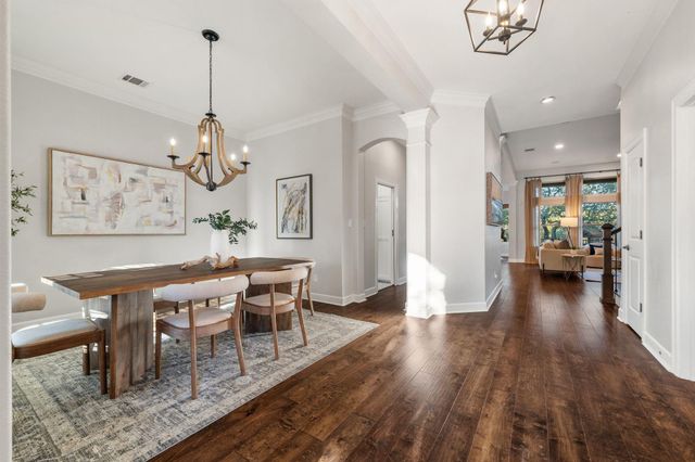 6617 Mitra DR, Austin, TX 78739