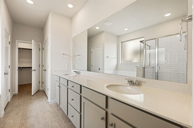 136 Jans WAY, Georgetown, TX 78626