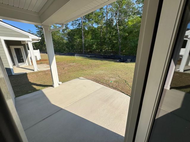 5046 Blackberry Lane Lane, Ravenel, SC 29470
