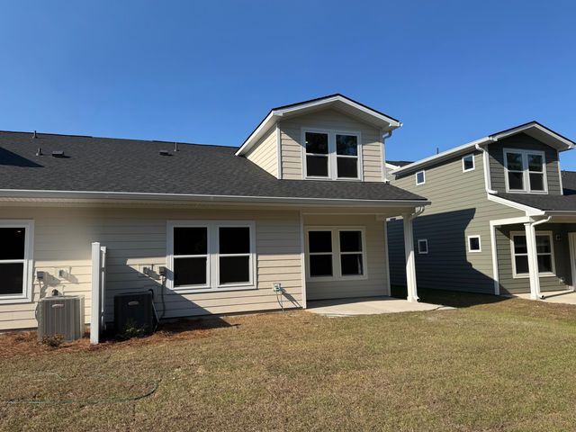 5046 Blackberry Lane Lane, Ravenel, SC 29470