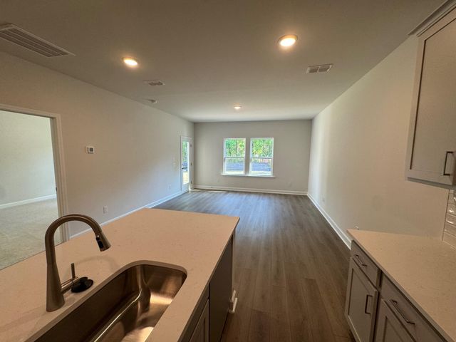 5046 Blackberry Lane Lane, Ravenel, SC 29470