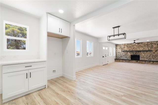 39 Lowery Street, Henderson, NV 89015