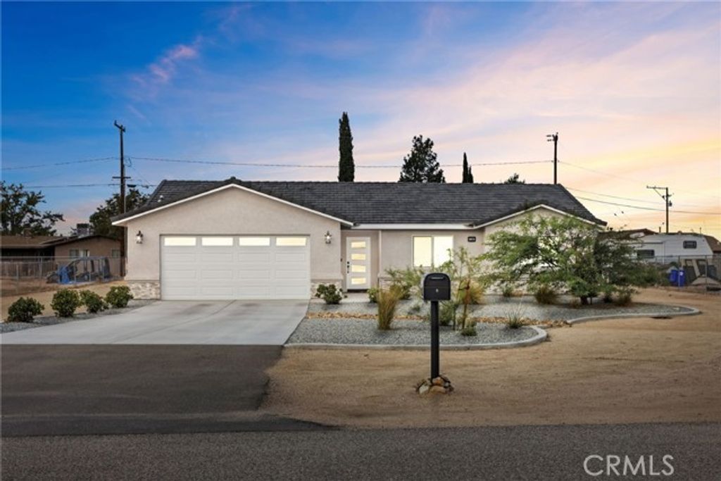 13076 Chief Joseph, Apple Valley, CA 92308