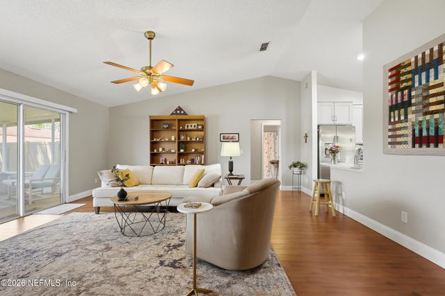 11518 COURTNEY WATERS Lane, Jacksonville, FL 32258