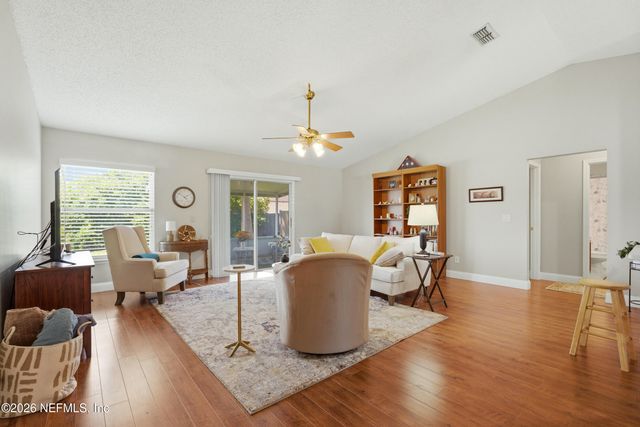 11518 COURTNEY WATERS Lane, Jacksonville, FL 32258