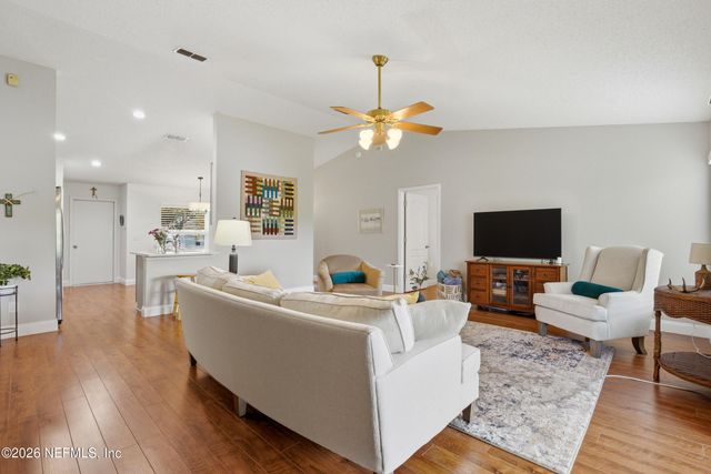 11518 COURTNEY WATERS Lane, Jacksonville, FL 32258