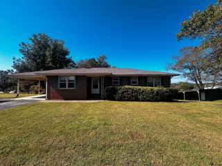 371 Rock Station Rd, Rock Island, TN 38581