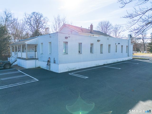 657 Orange Center Road, Orange, CT 06477