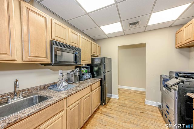 657 Orange Center Road, Orange, CT 06477