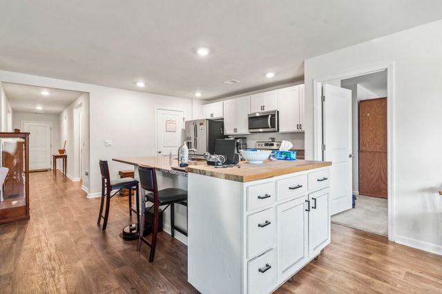 323 Woodcross Court, Conway, SC 29526