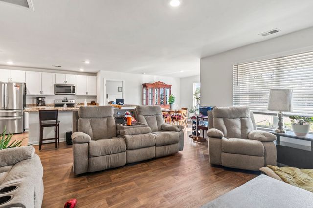 323 Woodcross Court, Conway, SC 29526