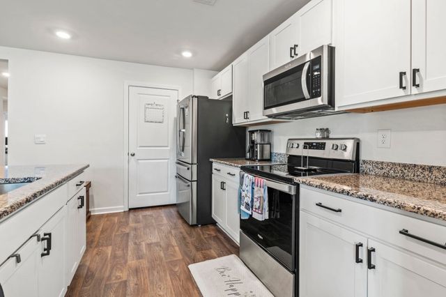 323 Woodcross Court, Conway, SC 29526