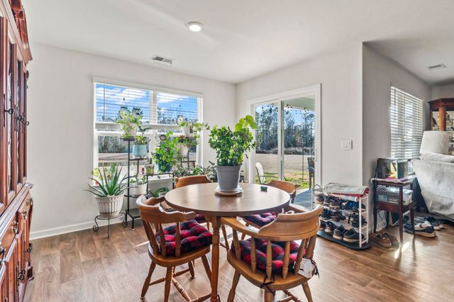 323 Woodcross Court, Conway, SC 29526