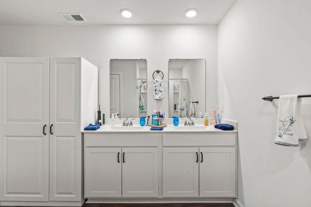 323 Woodcross Court, Conway, SC 29526