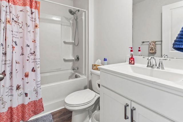 323 Woodcross Court, Conway, SC 29526