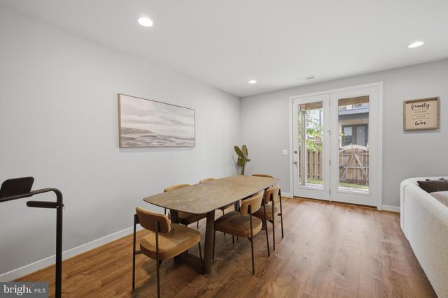 42310 CRAWFORD TER, Brambleton, VA 20148