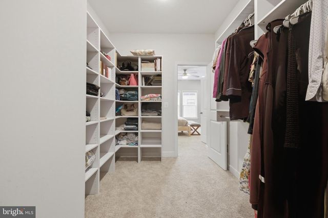 42310 CRAWFORD TER, Brambleton, VA 20148