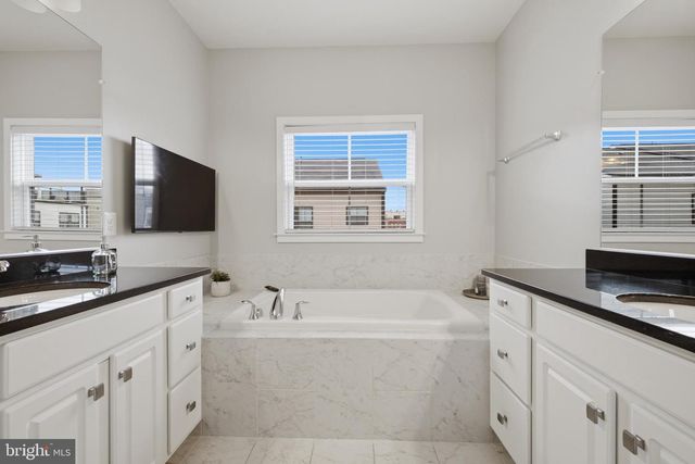 42310 CRAWFORD TER, Brambleton, VA 20148